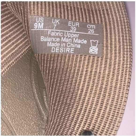 Bzees Womens Desire Grey  Slip-On Sandals Size 9M Fabric Upper & Man Made Sole - Picture 2 of 8